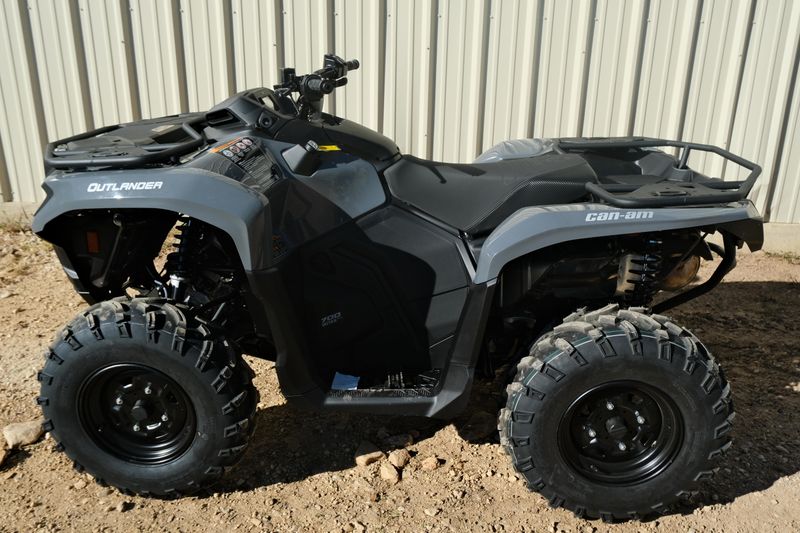 NEW 2026 CAN-AM OUTLANDER DPS 700 Image 6