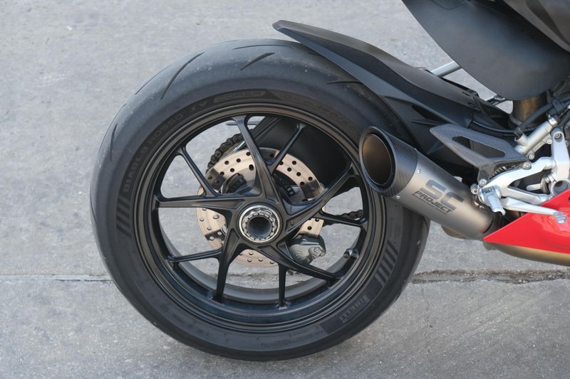 2020 Ducati PANIGALE V2 RED Image 10