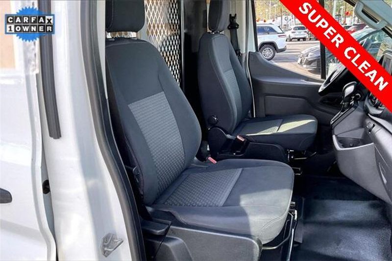 Used 2024 Ford Transit-250 Cargo Van BaseImage 5