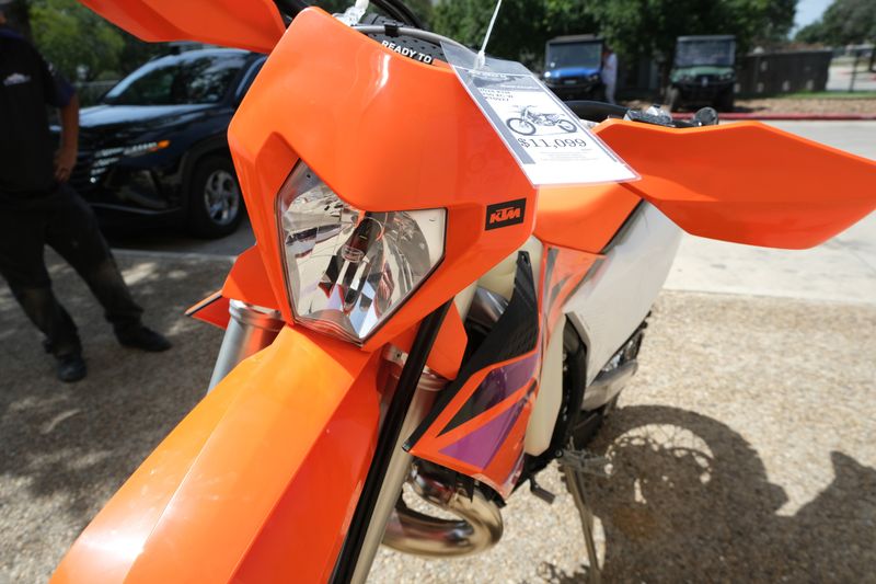 2024 KTM 250 XCW ORANGEImage 2