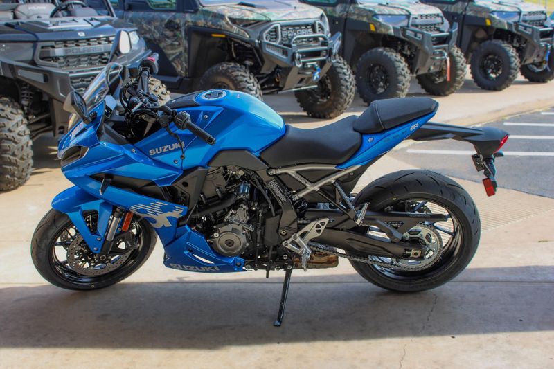 NEW 2026 SUZUKI GSX8R Image 6