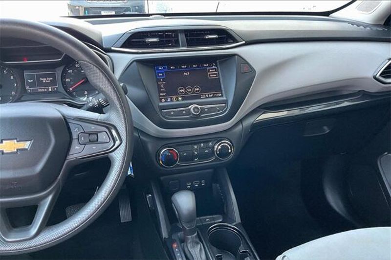 Used 2021 Chevrolet Trailblazer LSImage 5