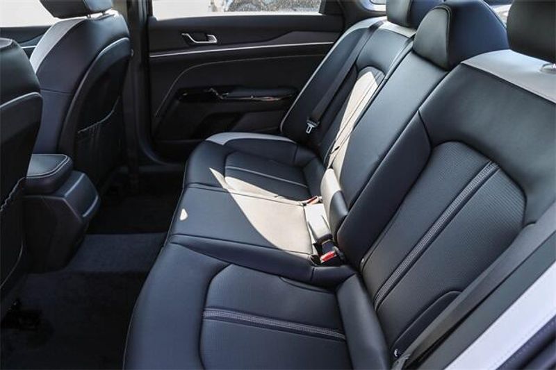 New 2025 Kia K5 GT-LineImage 9