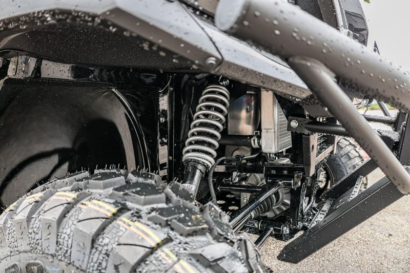 2026 Kawasaki MULE PROFXT 1000 LE METALLIC ONYX BLACK Image 3