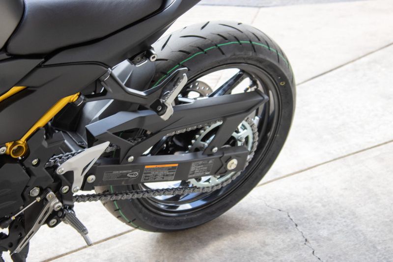 NEW 2026 KAWASAKI Z500 ABS Image 14