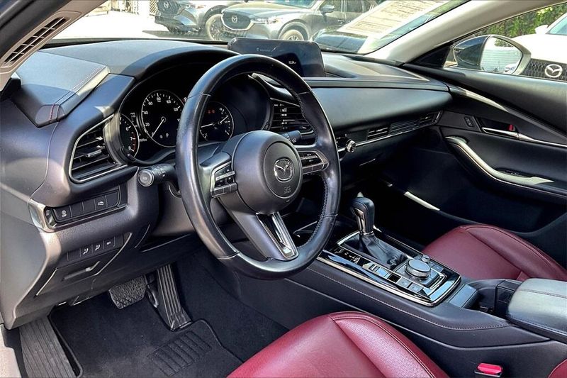 Used 2022 Mazda CX-30 2.5 S Carbon EditionImage 9