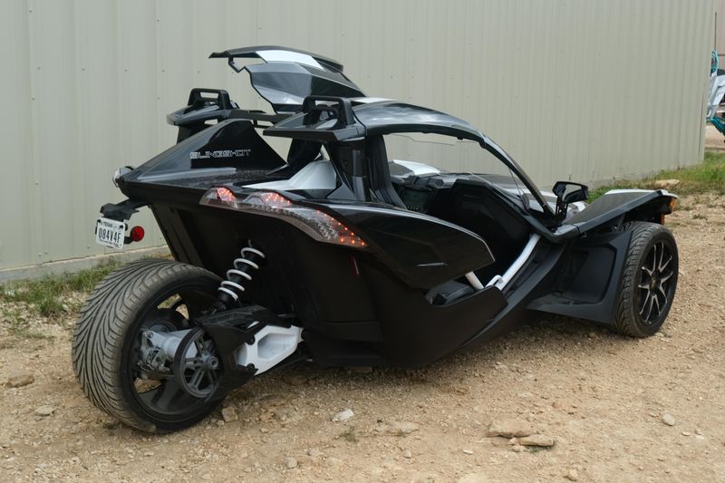 2019 Polaris SLINGSHOT GT BLACK CRYSTAL Image 3
