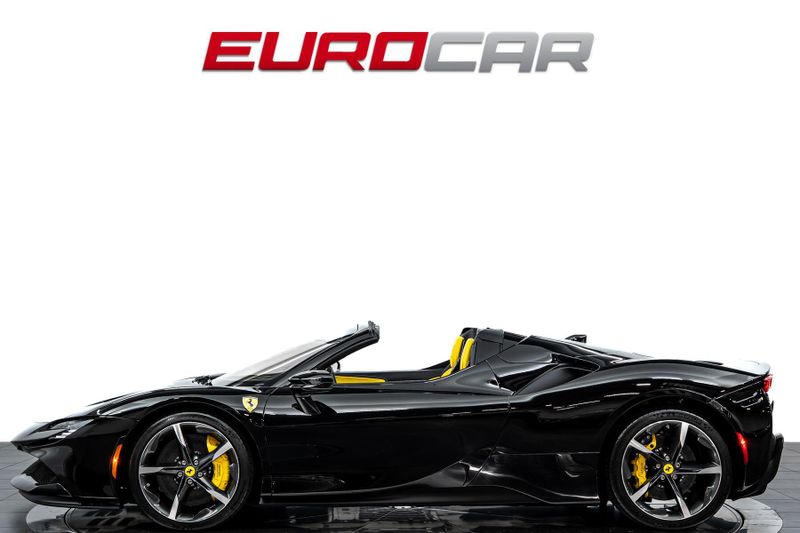 2024 Ferrari SF90 Spider *CARBON RACING SEATS * FULL PPF*Image 2