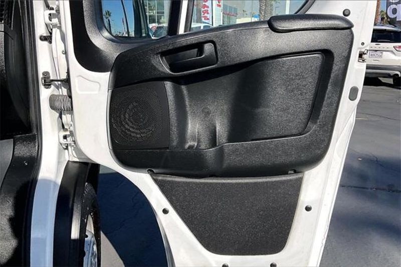 2023 RAM ProMaster 2500 High RoofImage 20