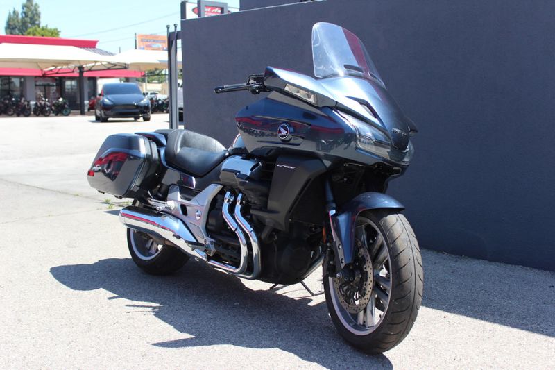 2014 Honda CTX1300 Image 2