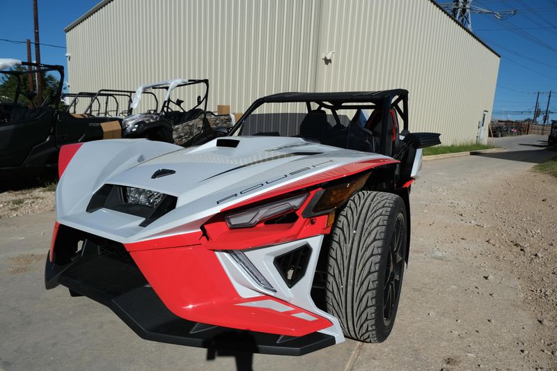 2024 Polaris SLINGSHOT ROUSH EDITION AUTODRIVE RACETRACK REDImage 1