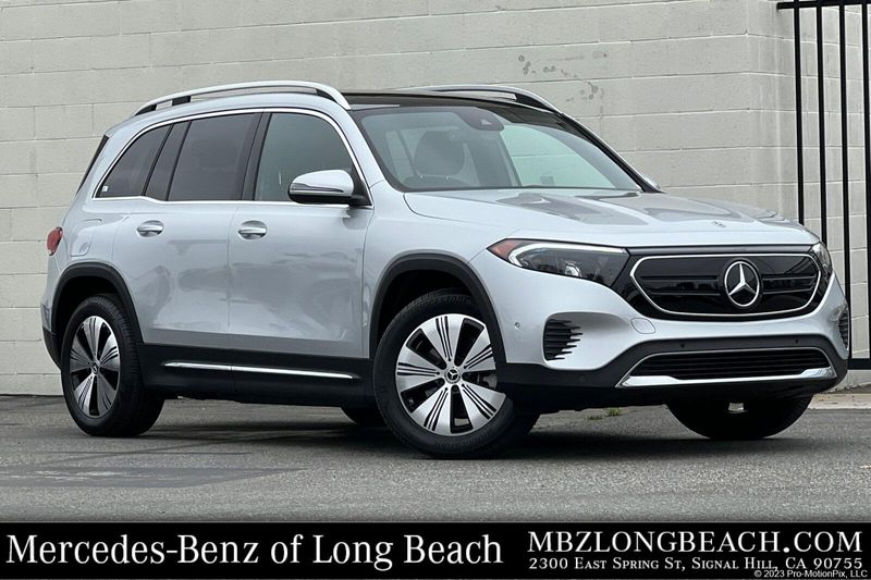 2023 Mercedes-Benz EQB 300Image 1