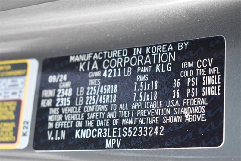 New 2025 Kia Niro EX TouringImage 37