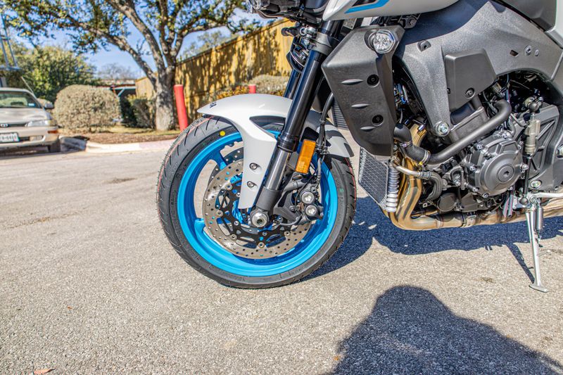 NEW 2026 YAMAHA MT10 Image 5