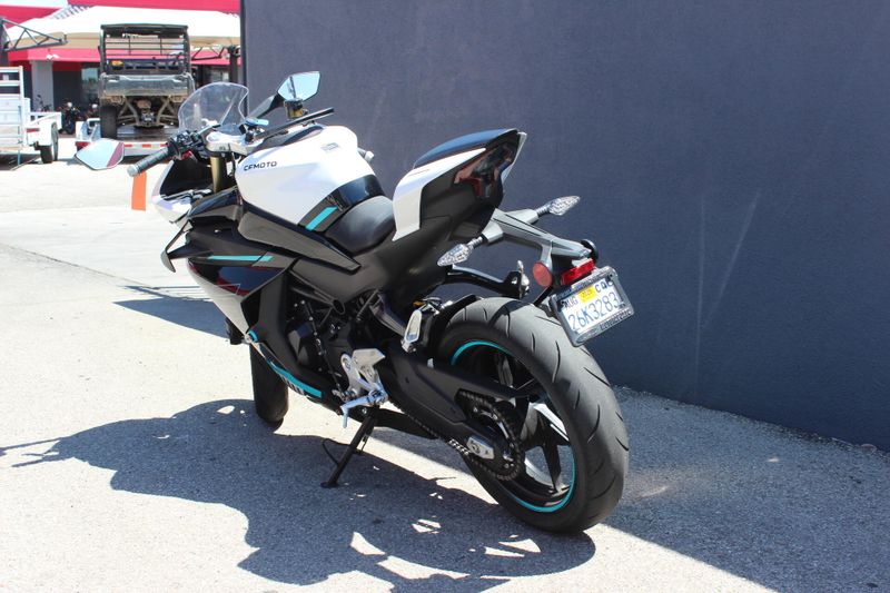 Used 2023 CFMOTO 450SS CF400-6US Image 5