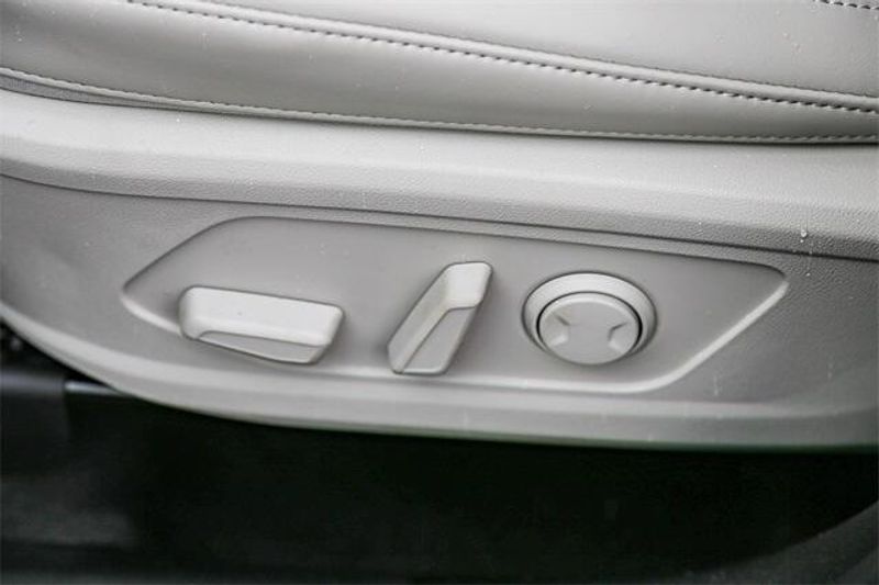 2025 Kia Sorento EXImage 22