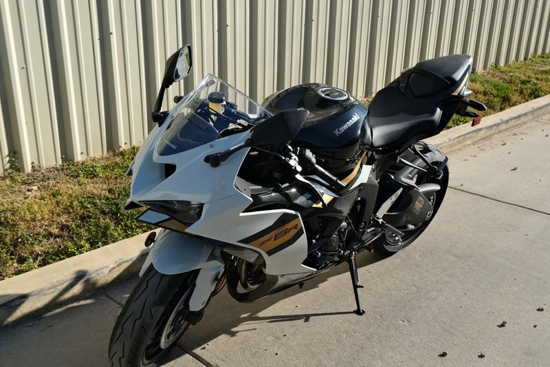 NEW 2026 KAWASAKI NINJA ZX6R ABS Image 7