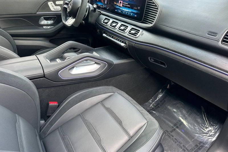 Used 2024 Mercedes-Benz GLE 53 AMGImage 18