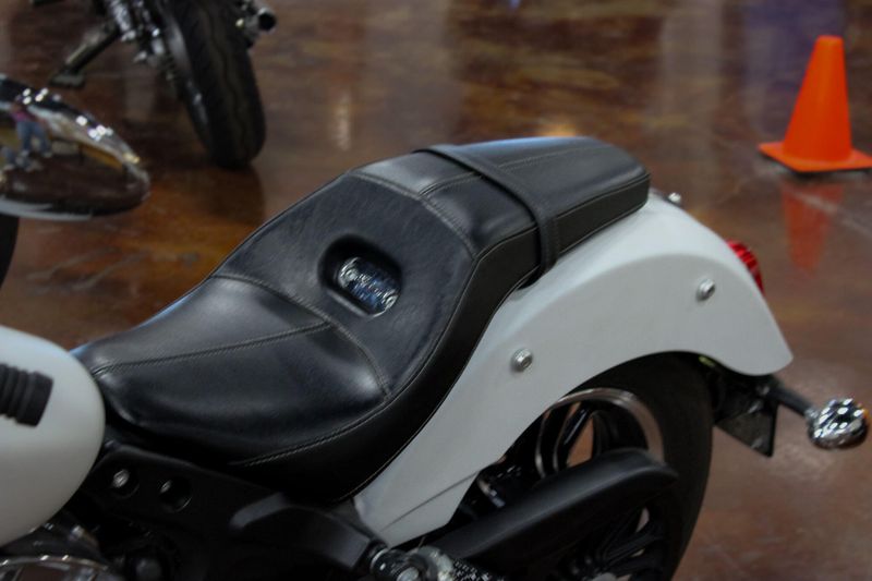 2022 Indian Motorcycle SCOUT 1200 WHITE Image 12