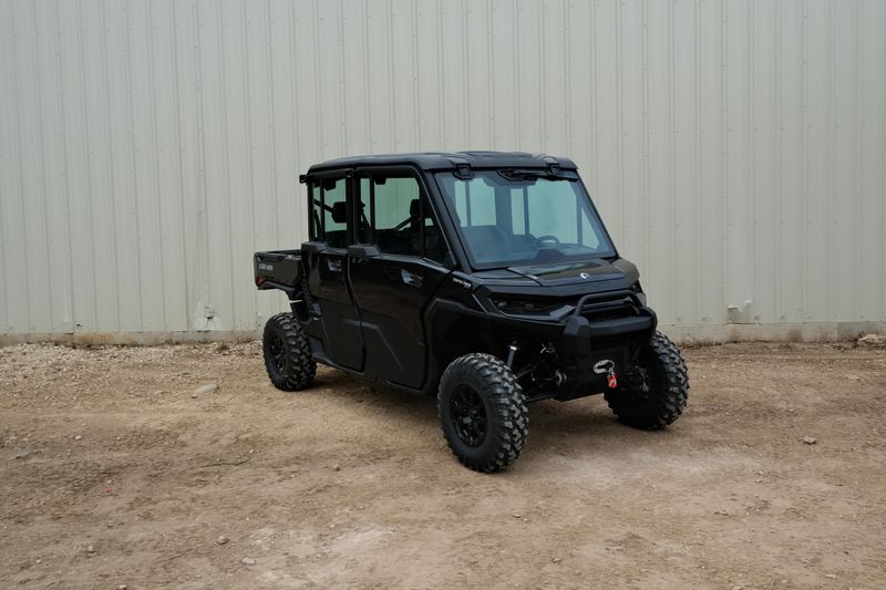 NEW 2026 CAN-AM DEFENDER MAX XT CAB HD11 WITH 1025 INCH TOUCHSCREEN Image 1
