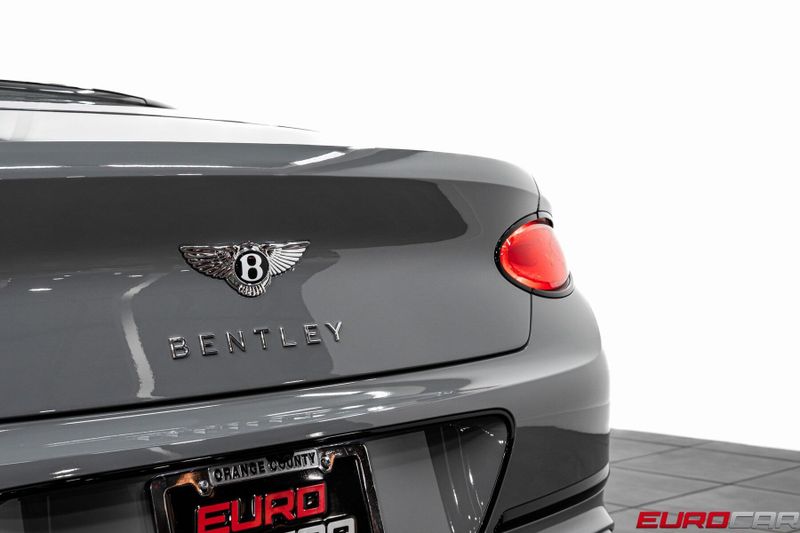 Used 2023 Bentley Continental GT V8 *CARBON INTERIOR TRIM * TWO-TONE INTERIOR*Image 18