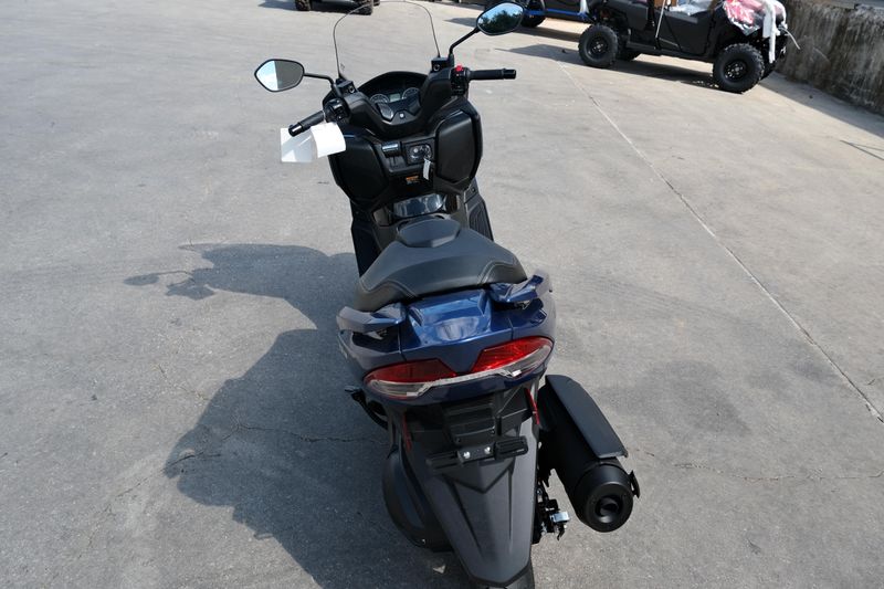NEW 2026 SUZUKI BURGMAN 400 Image 4