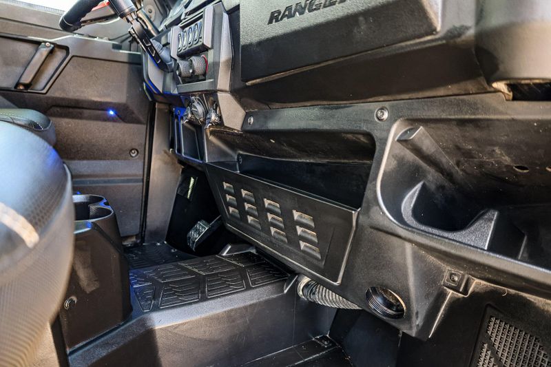 2022 Polaris RGR CREW XP 1000 NS TRAIL BOSS RCR  GRAY TRAIL BOSS Image 33