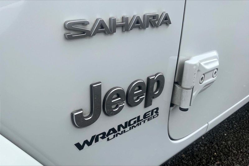 2019 Jeep Wrangler Unlimited Sahara photo 31