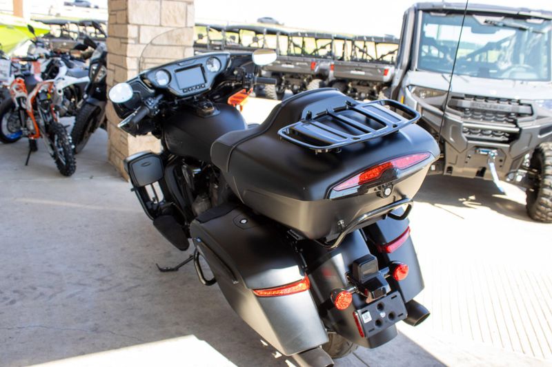 USED 2025 INDIAN MOTORCYCLE ROADMASTER POWER PLUS  DARK HORSE Image 15
