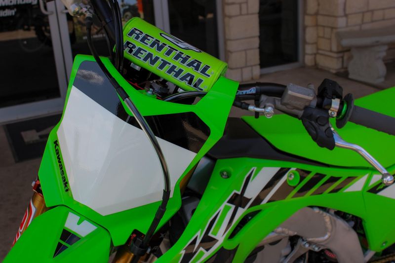 2025 Kawasaki KX450SR LIME GREEN Image 25