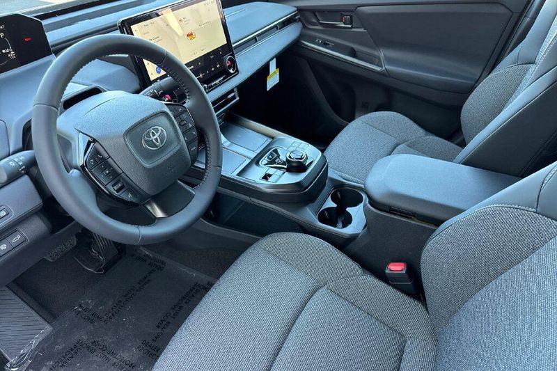 New 2027 Toyota bZ XLE PlusImage 9