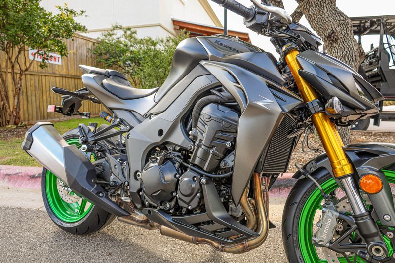 NEW 2026 KAWASAKI Z1100 SE ABS Image 12