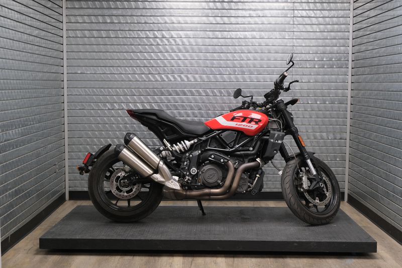 USED 2024 INDIAN MOTORCYCLE FTR Image 2