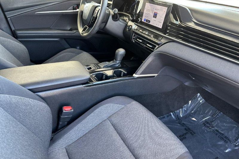 Used 2025 Toyota Camry LEImage 14
