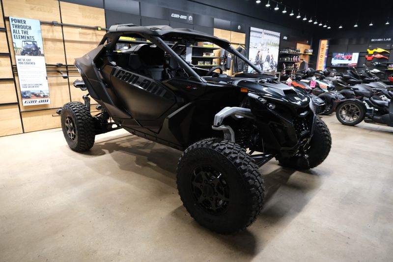 2024 Can-Am MAVERICK R X 999T DCT TRIPLE BLACKImage 5