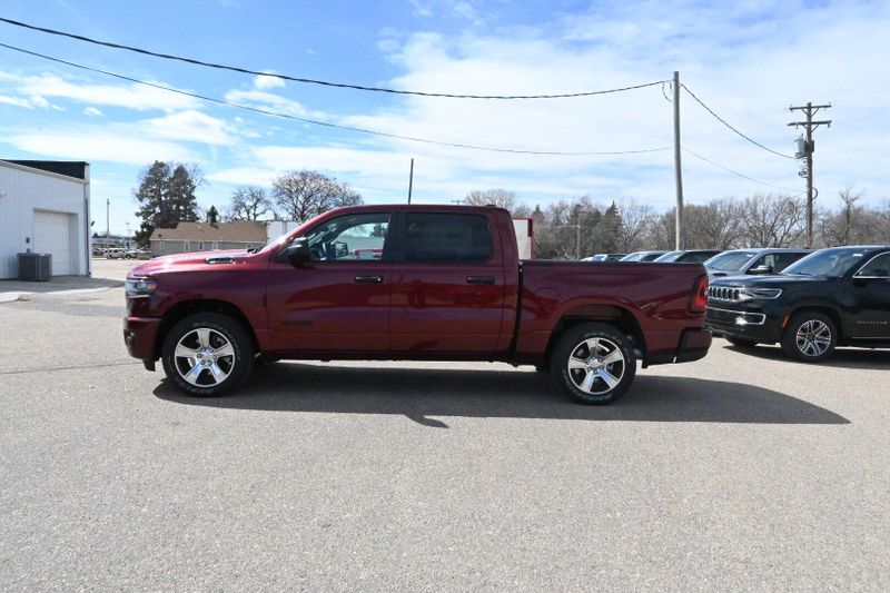 2025 RAM 1500 TradesmanImage 5