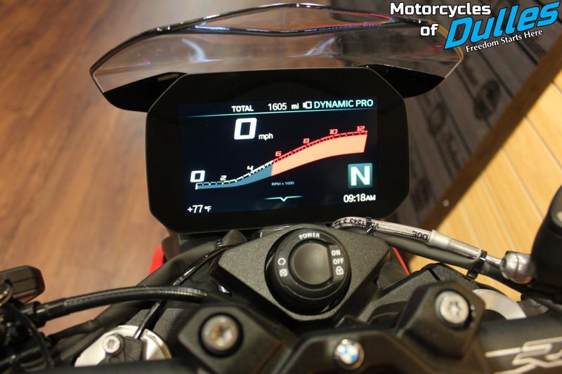 2022 BMW S 1000 R Image 11