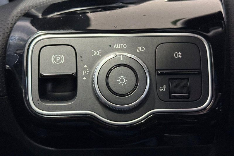 Used 2025 Mercedes-Benz CLA 250Image 28