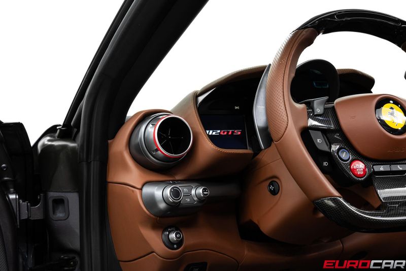 2022 Ferrari 812 GTS *AIRBRUSHED SCUDERIA LOGO * SUSPENSION LIFTER*Image 30