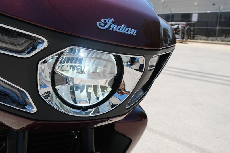 NEW 2025 INDIAN MOTORCYCLE PURSUIT LIMITED Image 10