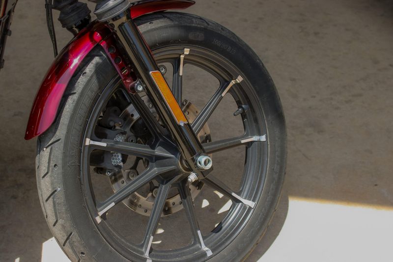 2017 HARLEY SPORTSTER IRON 883 Image 17