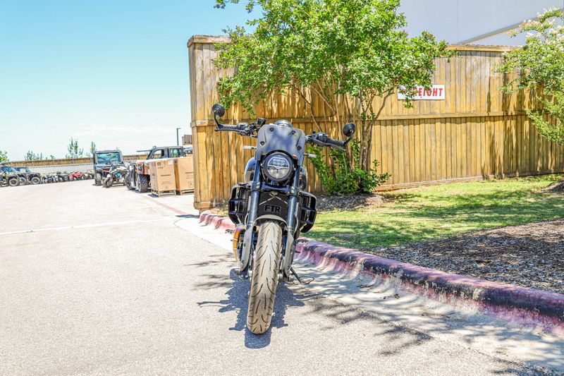 USED 2024 INDIAN MOTORCYCLE FTR SPORT STORM GRAY  RED 49ST Image 15