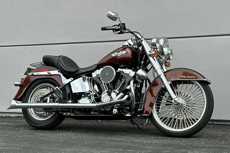 2011 Harley-Davidson SoftailImage 4