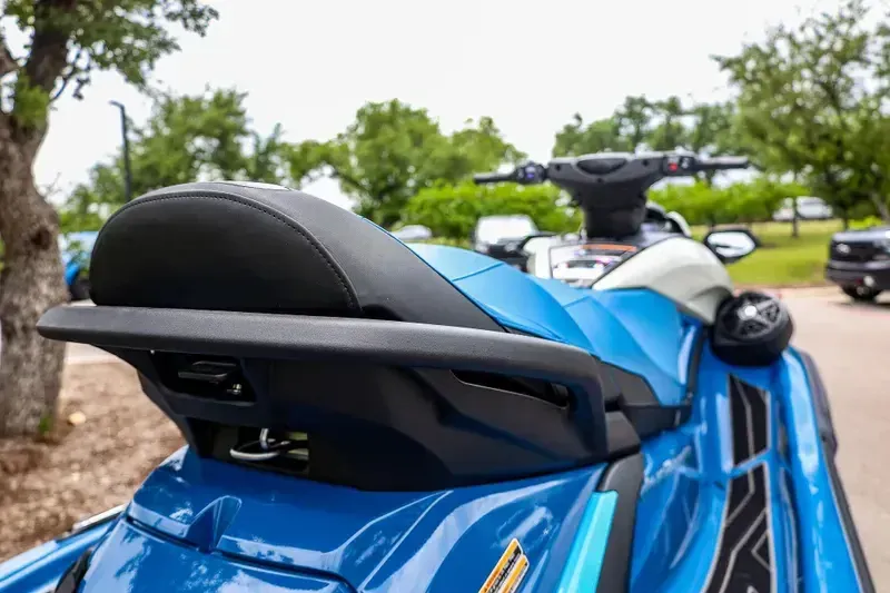 2025 Yamaha FX LIMITED SVHO DEEPWATER BLUE Image 9