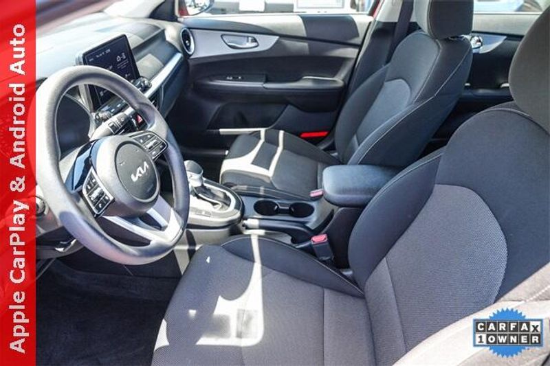 Used 2022 Kia Forte LXSImage 19
