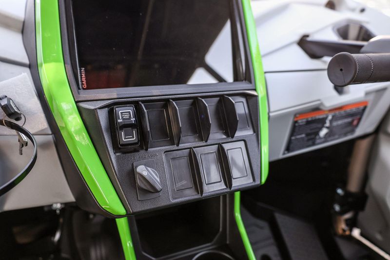 NEW 2026 KAWASAKI TERYX4 H2 DELUXE ES Image 5