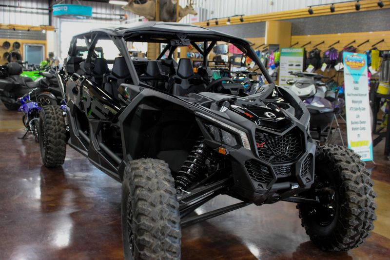 2025 Can-Am MAVERICK X3 MAX X RS TURBO RR TRIPLE BLACK Image 3