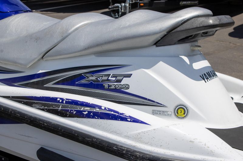 USED 2002 YAMAHA GP 1200 Image 9