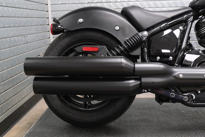 NEW 2025 INDIAN MOTORCYCLE CHIEF DARK HORSE  Family PowerSports (877) 886-1997 familypowersports.com 