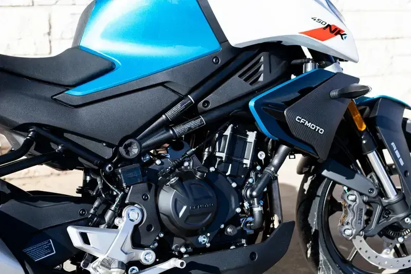 NEW 2026 CFMOTO 450NK Image 12